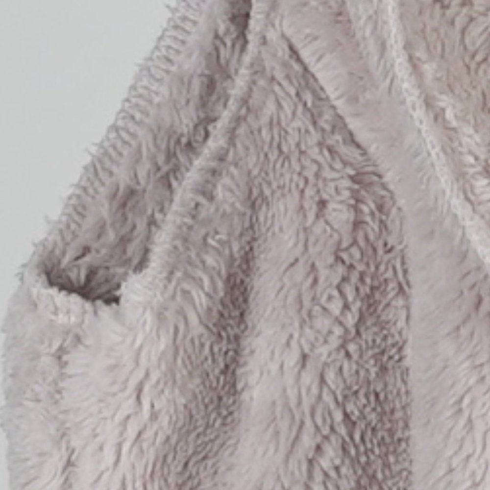 Women's Fleece Vest Hoodie One Size - Picture 5 of 10
